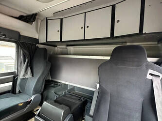 2015-man-tgx-18-480-1395926-44350661