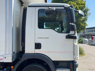 2015-man-tgm-15-250-1395927-44350690