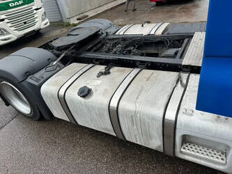 2006-man-tga-18-430-1395928-44350731