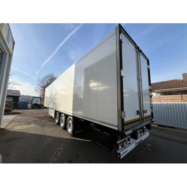 2022 كرون OTHERS-44350808