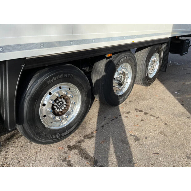 2022 كرون OTHERS-44350831