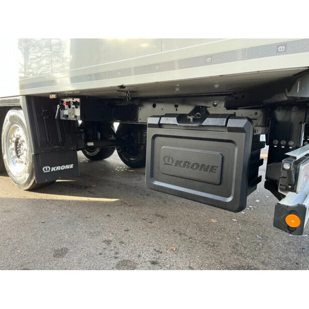 2022 كرون OTHERS-44350834