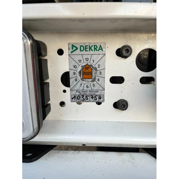 2022 كرون OTHERS-44350835