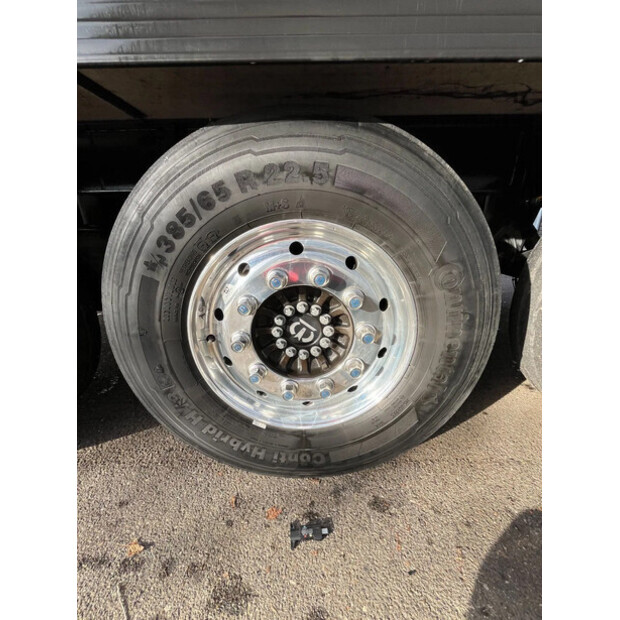 2022 كرون OTHERS-44350851