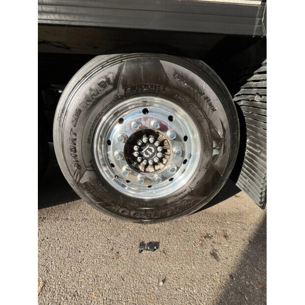 2022 كرون OTHERS-44350852