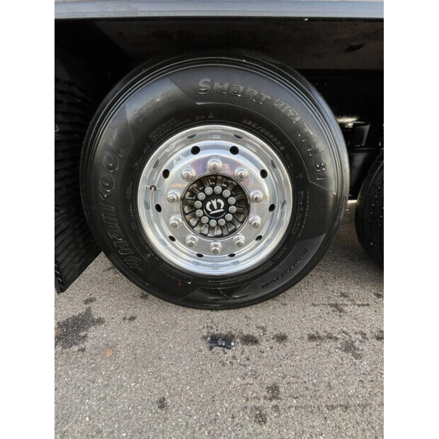 2022 كرون OTHERS-44350853