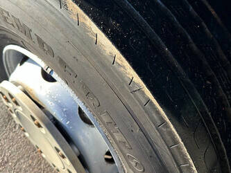 2010-renault-premium-380-1395931-44350868