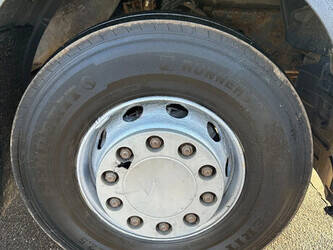 2010-renault-premium-380-1395931-44350874