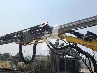 2014-atlas-copco-boomer-281-44360862