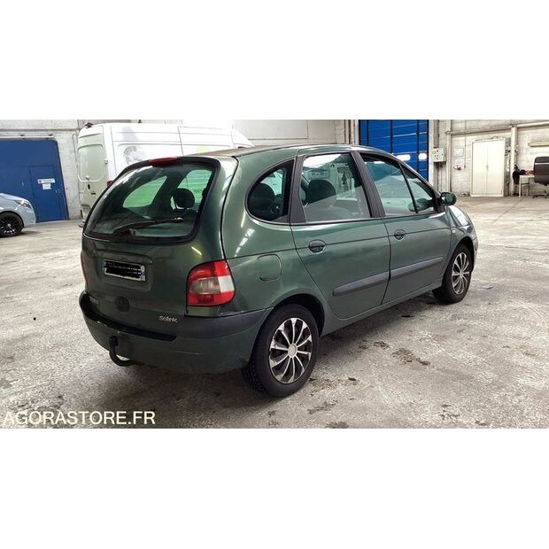 2002 رينو Megane-44364693