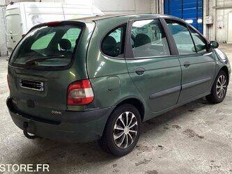 2002-renault-megane-44364693