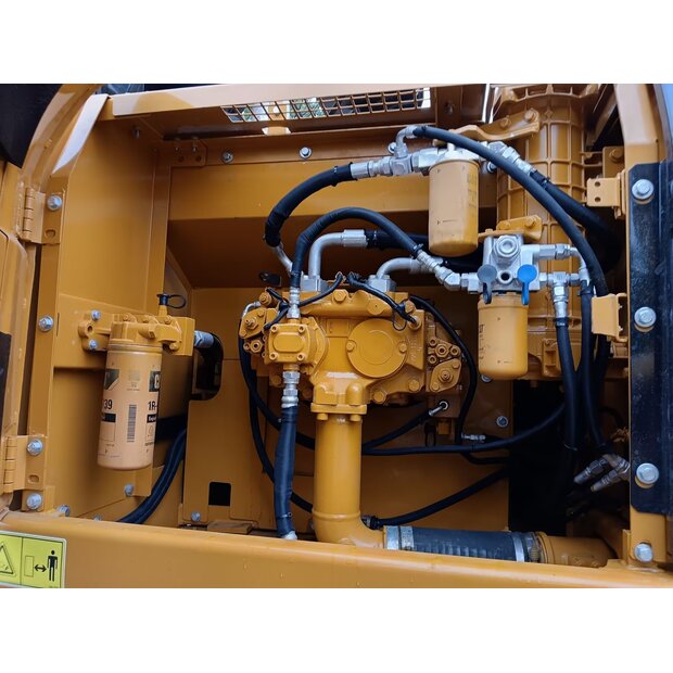 2023 كاتربيلر 324DL-44364824