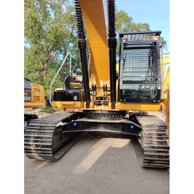 2023 Caterpillar 330D-44364868