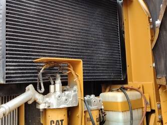 2023-caterpillar-330d-1396036-44364883