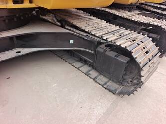 2023-caterpillar-324d-1396015-44364894