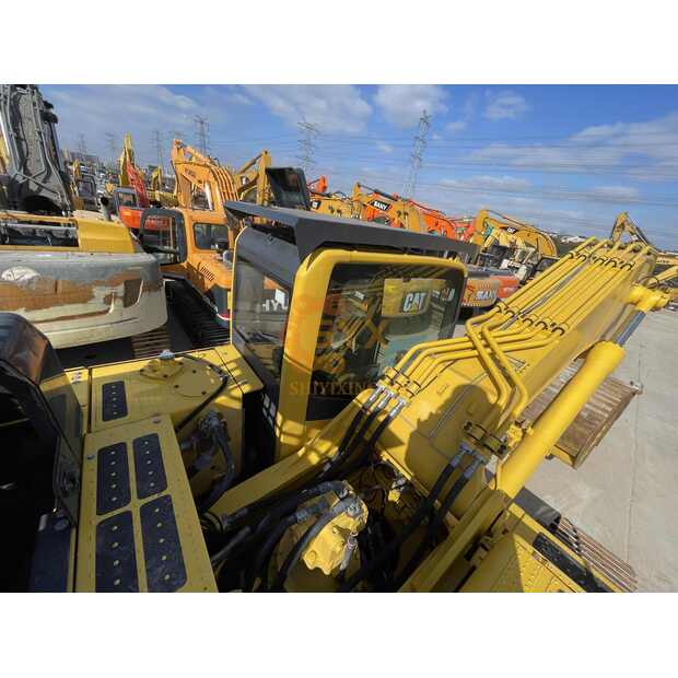 2023 Komatsu PC450-8-44364957