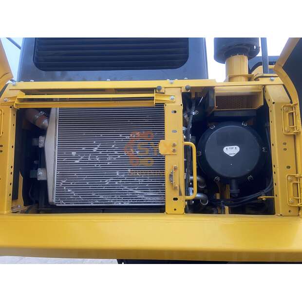2023 Komatsu PC450-8-44364975