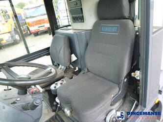 2014-schmidt-compact-200-street-sweeper-44367259