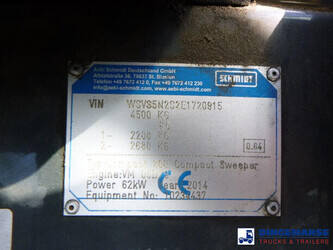 2014-schmidt-compact-200-street-sweeper-44367266