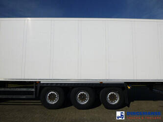 2014-schmitz-cargobull-frigo-trailer-carrier-vector-1550-1383990-44370661