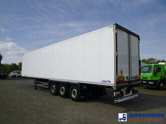2014-schmitz-cargobull-frigo-trailer-carrier-vector-1550-1384028-44371410