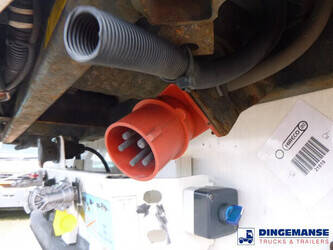 2014-schmitz-cargobull-frigo-trailer-carrier-vector-1550-1384028-44371423