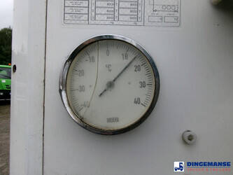 2014-schmitz-cargobull-frigo-trailer-carrier-vector-1550-1384031-44371475