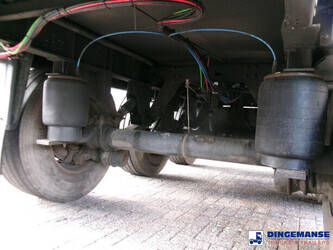 2014-schmitz-cargobull-frigo-trailer-carrier-vector-1550-1384038-44371628