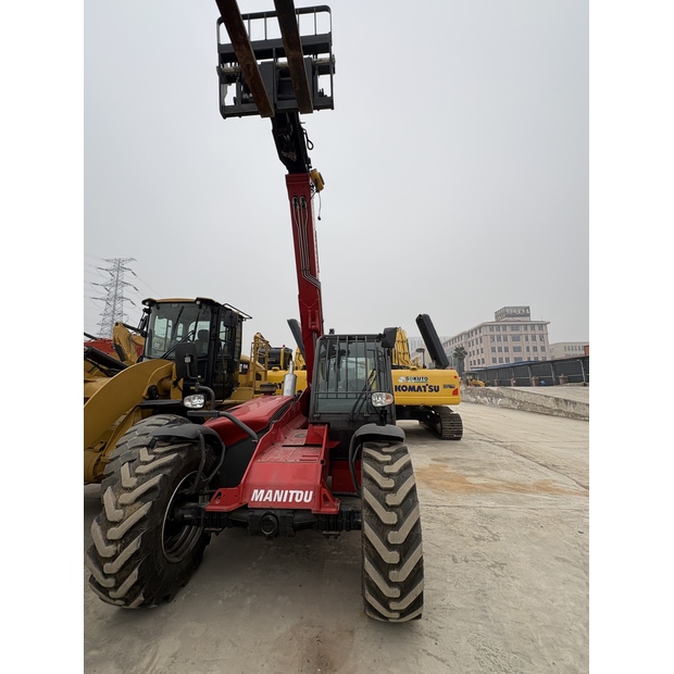 2023 مانيتو MT-X732-44371962