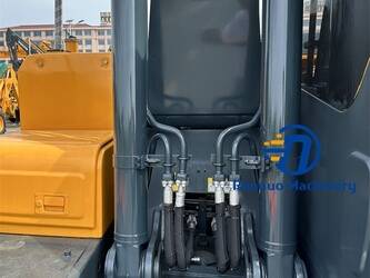 2024-hyundai-210w-9-1396040-44378021