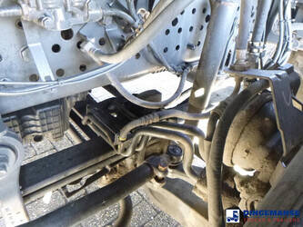 2018-mercedes-benz-arocs-1946-1384366-44380541