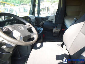 2018-mercedes-benz-arocs-1946-1384366-44380543