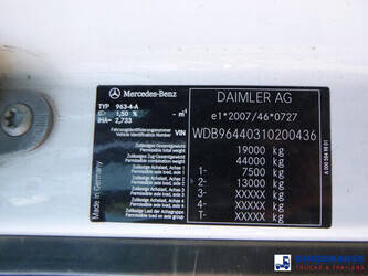 2018-mercedes-benz-arocs-1946-1384366-44380556