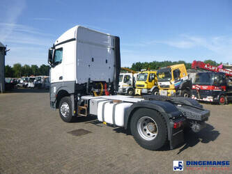 2018-mercedes-benz-arocs-1946-1384367-44380560