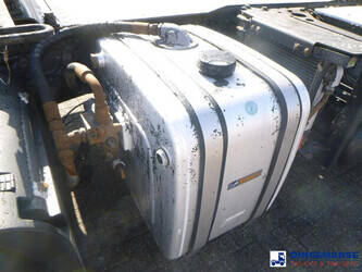 2018-mercedes-benz-arocs-1946-1384367-44380568