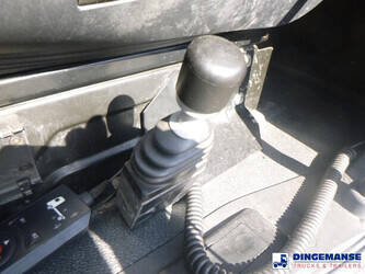 2018-mercedes-benz-arocs-1946-1384367-44380579