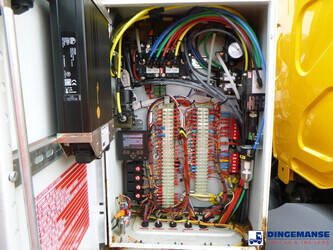 2015-daf-lf-220-1384373-44380724