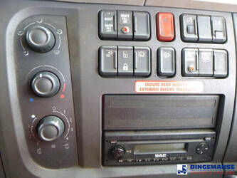 2015-daf-lf-220-1384373-44380731