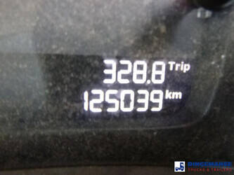 2015-daf-lf-220-1384373-44380735