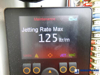 2015-daf-lf-220-1384373-44380741