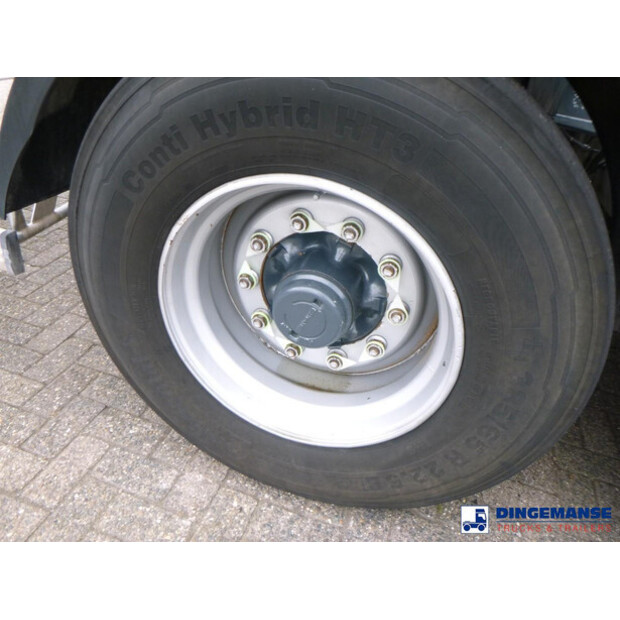 1996 مايزونوف OTHERS-44380818