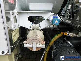 2013-renault-premium-270-dxi-1384382-44381028