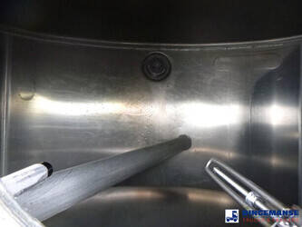 2013-renault-premium-270-dxi-1384382-44381041