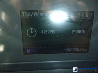 2012-volvo-fh-460-1384383-44381115