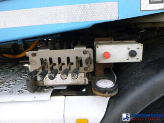 2019-mercedes-benz-others-1384388-44381282