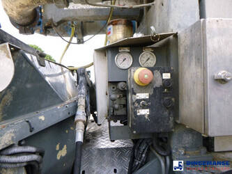 2019-mercedes-benz-others-1384388-44381286