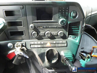 2019-mercedes-benz-others-1384388-44381314