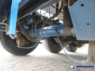 2001-magyar-others-1384389-44381331