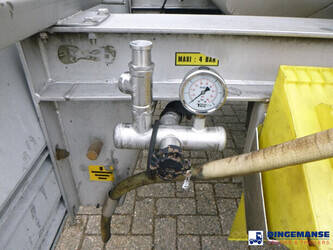 2001-magyar-others-1384389-44381335