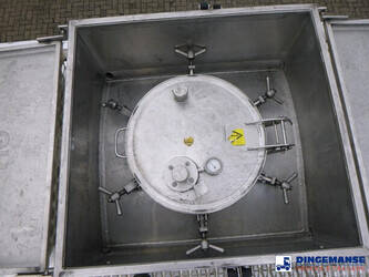 2001-magyar-others-1384389-44381347